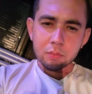 Meet your Posher, Claudio